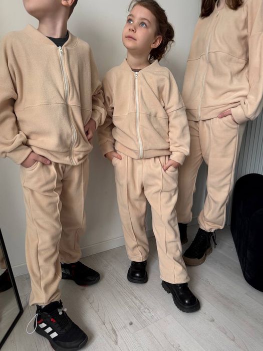 Костюм флісовий дитячий на блискавці без капюшону різні кольори