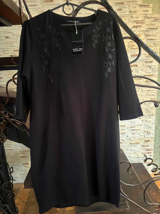 плаття нові, б/у