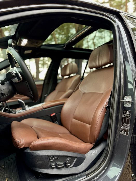 Продам BMW F11 520d 2012р. Гарна комплектація! АКПП Задній привод!