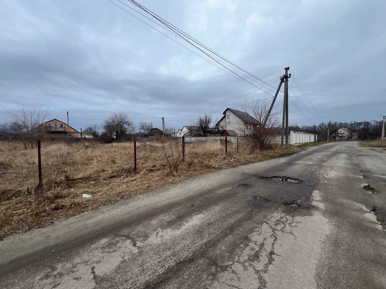 Ділянка під забудову. Дружня. Світло і вода на ділянці