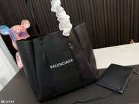 Torebka damska  Balenciaga 511-08