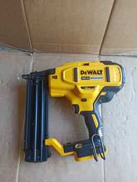 Gwoździarka DeWalt DCN680