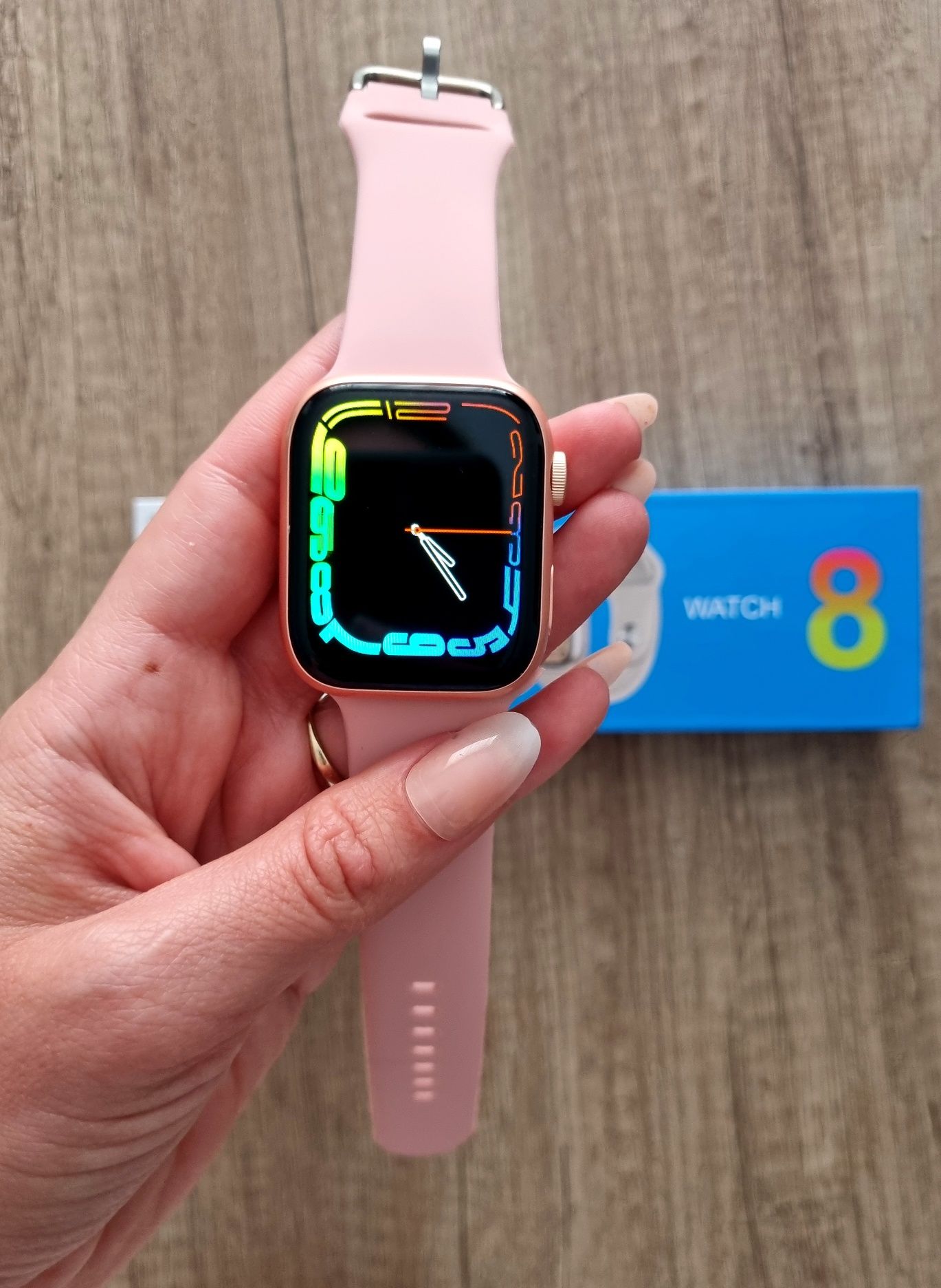 Smartwatch różowy