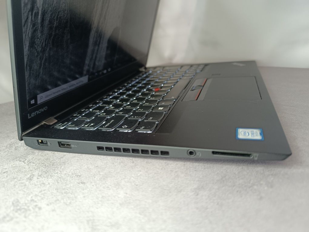 Ноутбук Lenovo ThinkPad T470s/i5-6300U/8 ГБ DDR4/256 GB/14.0 " Full HD