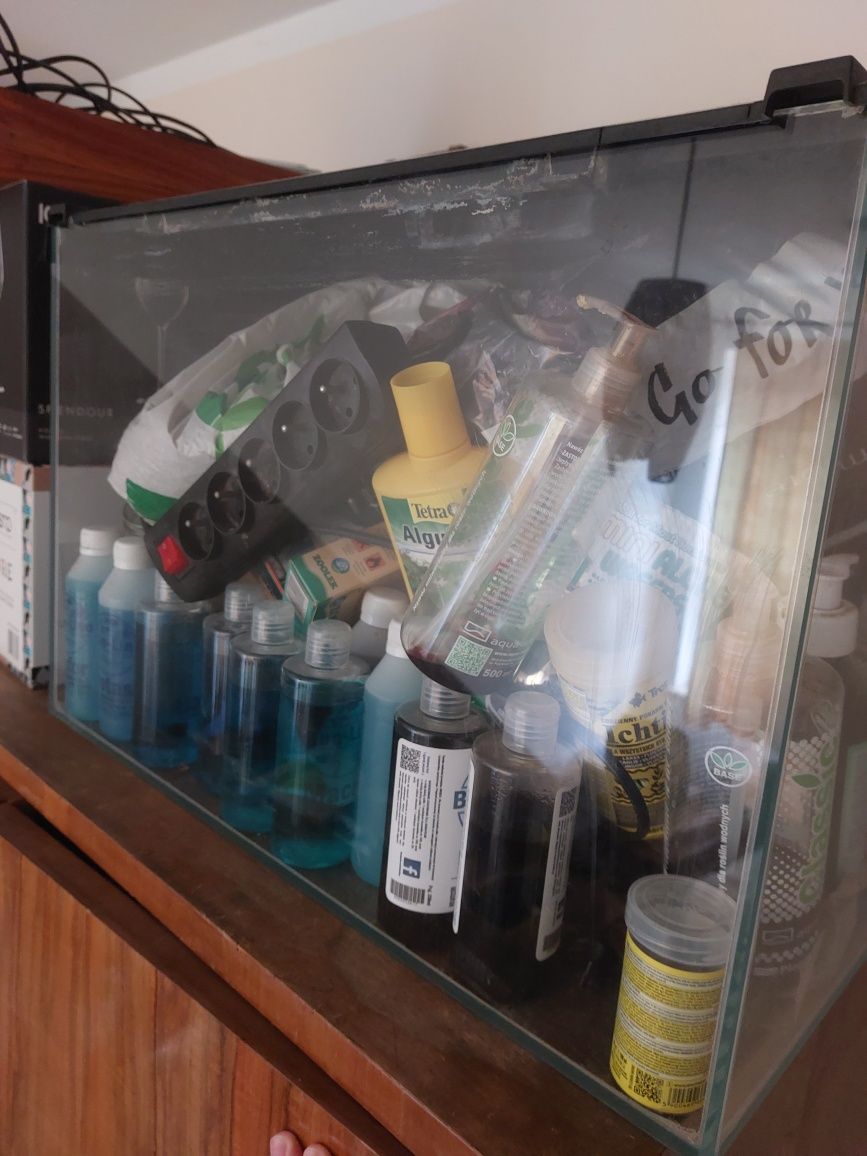 Akwarium 60l + odczynniki + sprzęt