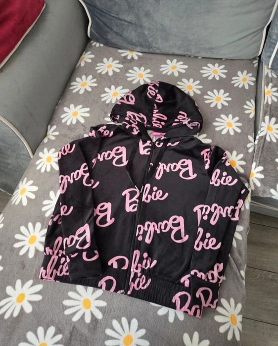 Śliczna miękka bluza Barbie welurowa S