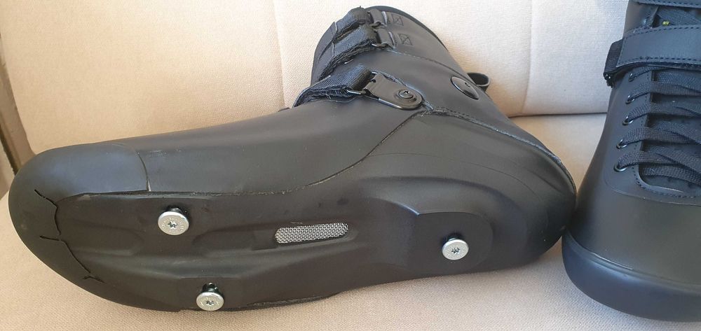 POWERSLIDE KAZE BLACK 90, BUTY 46, freeskate /urban, termoformowalne