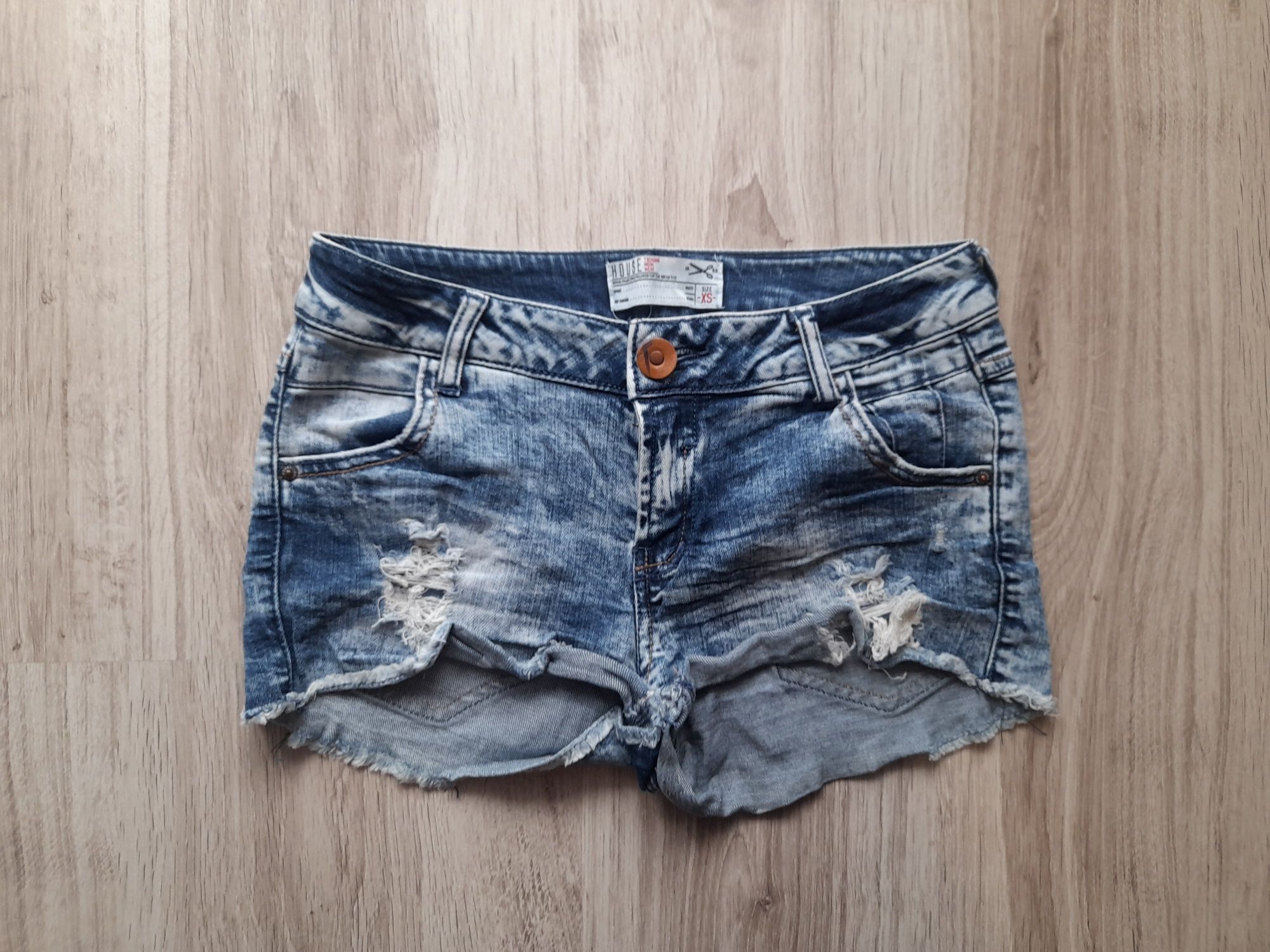 Krótkie spodenki jeansowe rozmiar xs/s