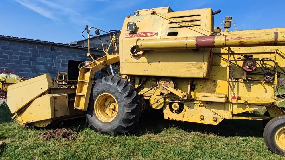 Kombajn zbożowy New Holland 1545 nie bizon Claas Massey Ferguson John