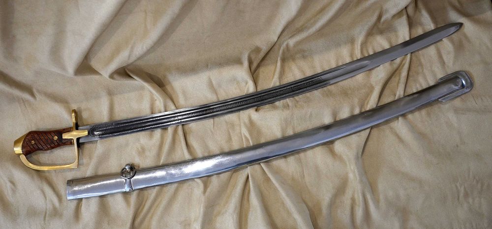 Replika broni szabla wz 1934 z pochwą, Ludwikówka, grawer jednostronny