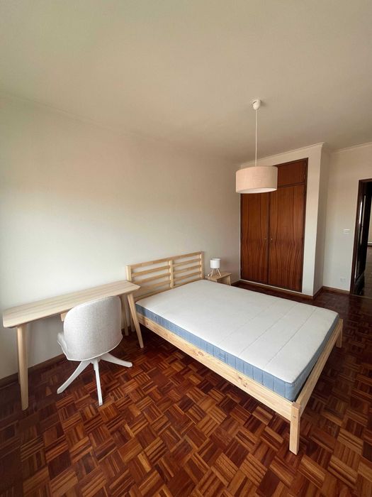 Quarto em Lisboa (Queluz e Belas)