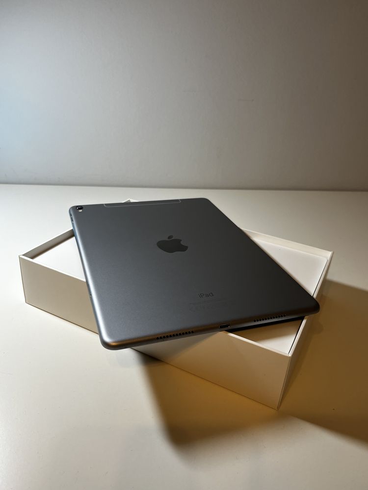 Apple Ipad PRO 9.7 - inch WiFi + Cellular Space gray