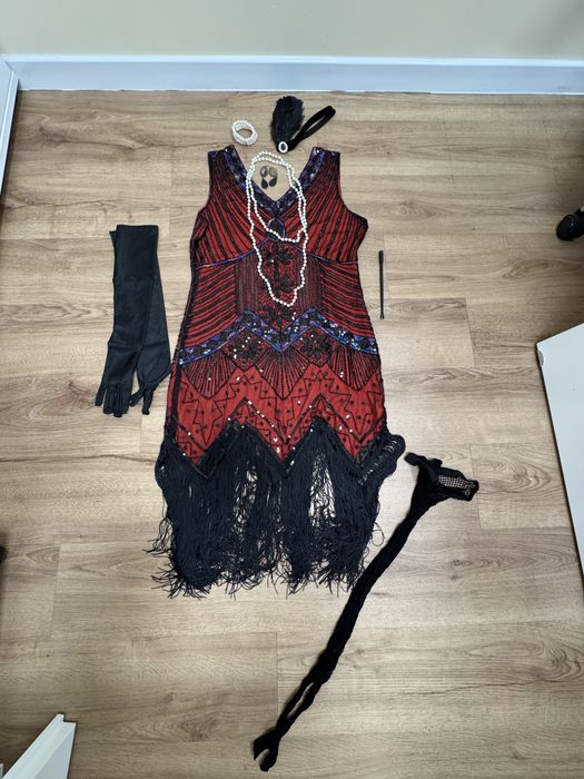 Sukienka retro lata 20. z dodatkami XL- owy zesraw