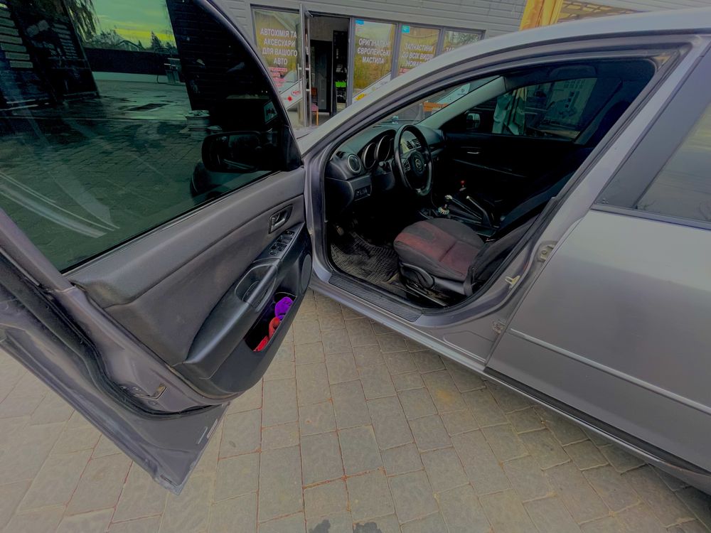 Продам Мазда 3 bk 2005 року випуску 1.6ТD в хорошому стані