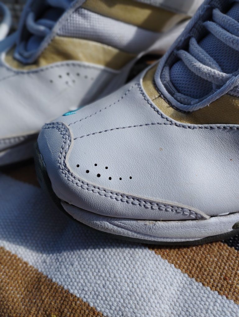 Nike buty sportowe sneakersy damskie białe r.38