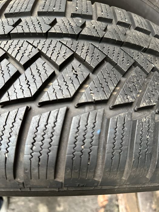 Резина 255/45/20 Continental R20 зима пара 95%