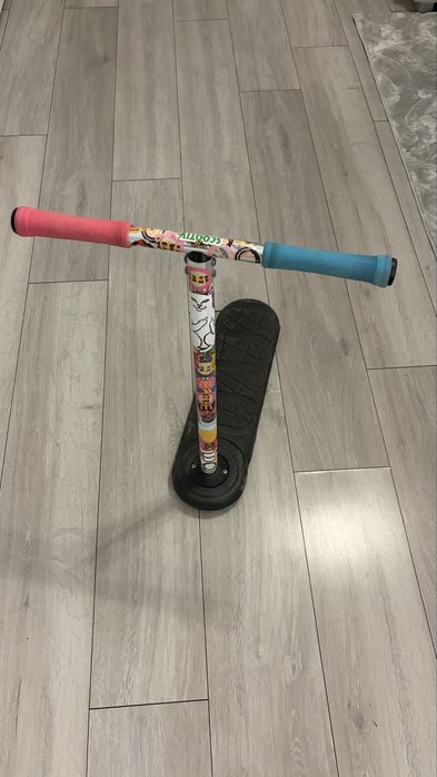 Hulajnoga na trampoline INDO