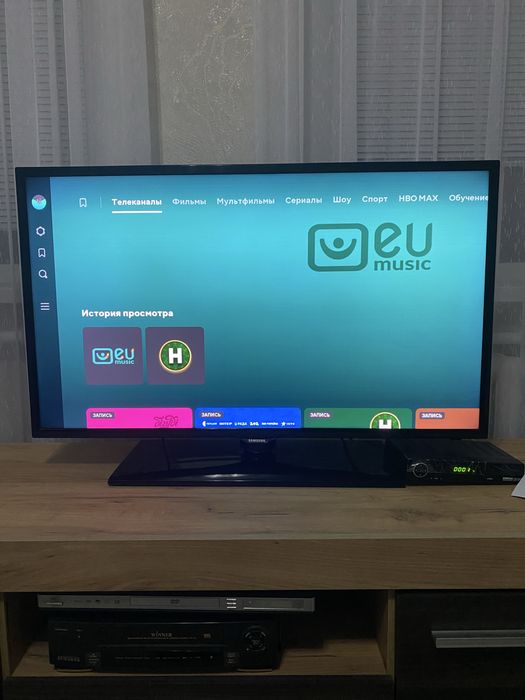 Продам телевізор Samsung 42 /смарт