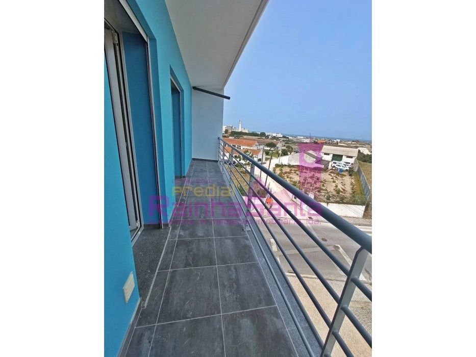 Apartamento T3 c/ garagem - vista mar - Figueira da Foz