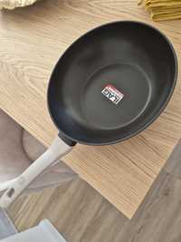 Frigideira wok nova 28cm