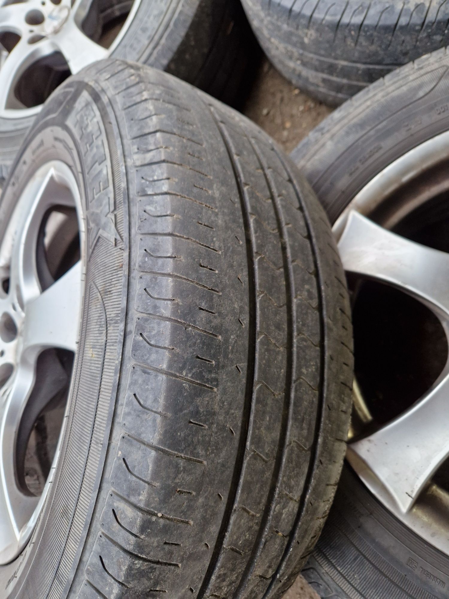 Komplet kól 225/65/16r ,5x114.3