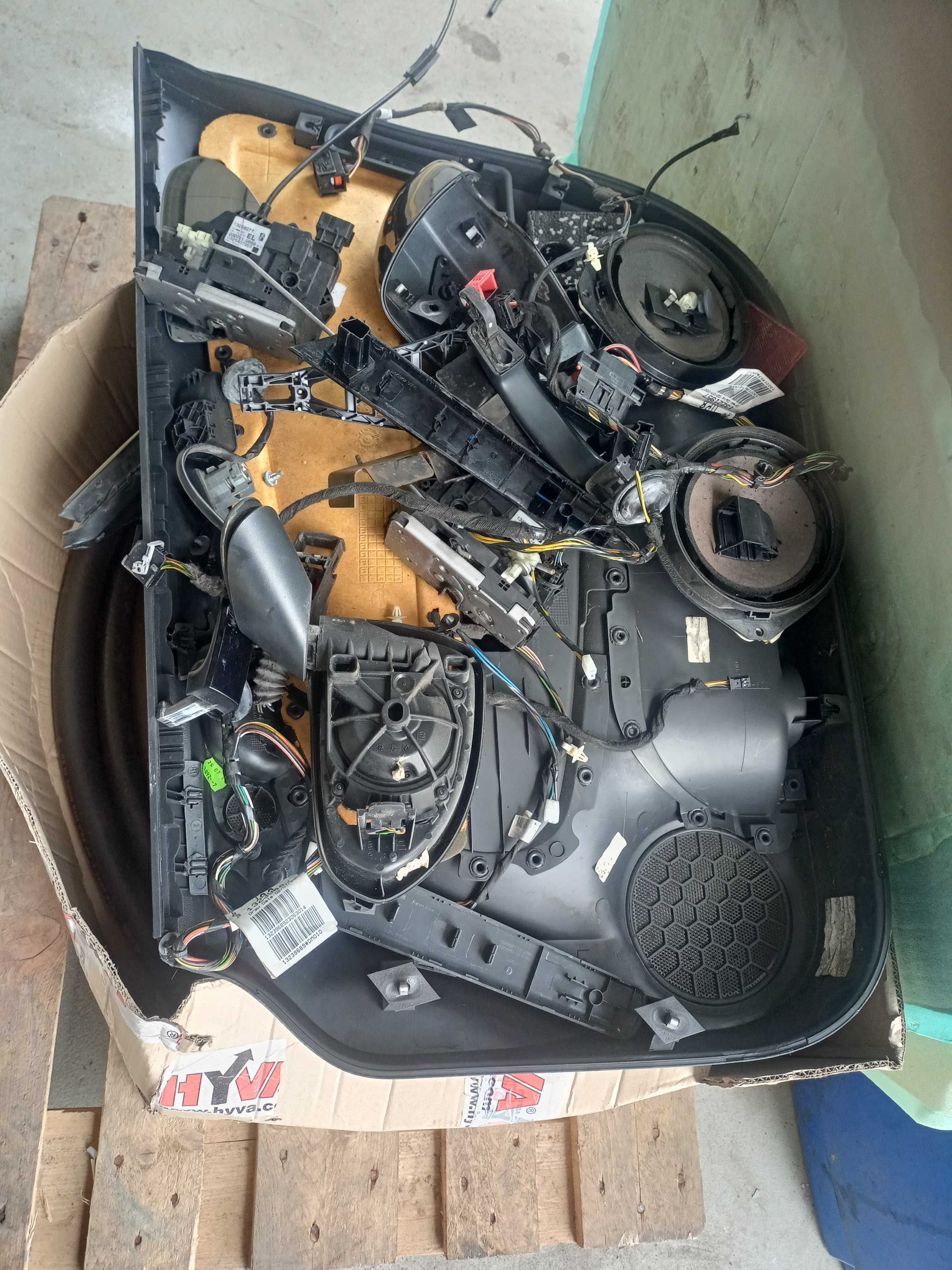 Drzwi przednie Opel Corsa D 5d Z20R
