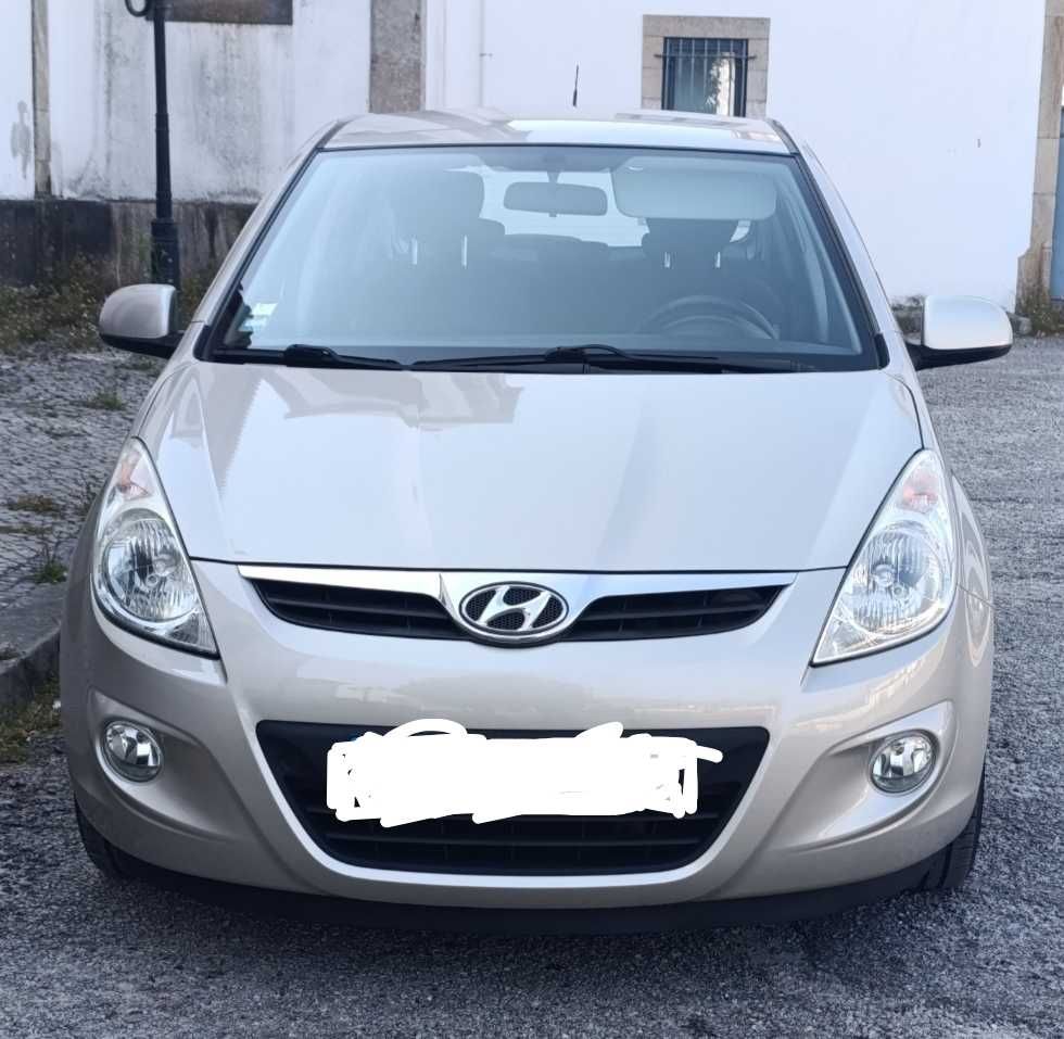 Carro Hyundai  bom estado