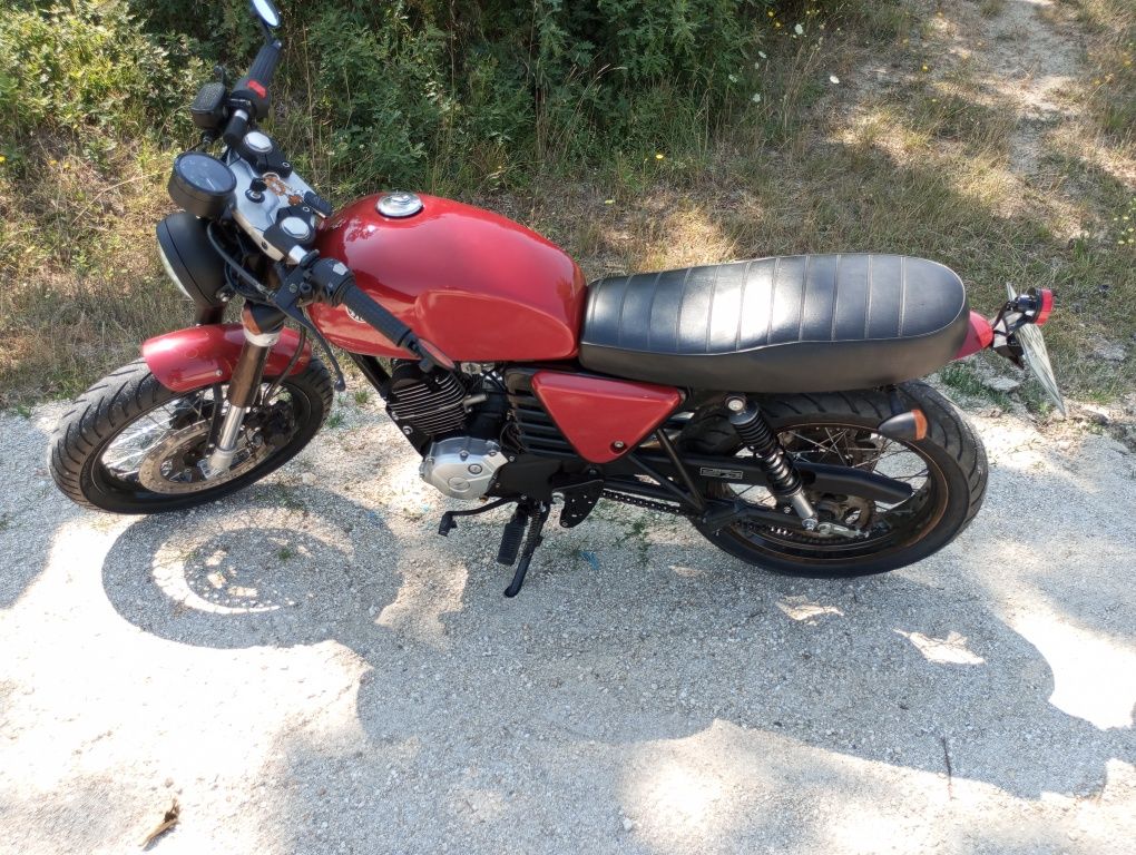 Hanway Race cafe