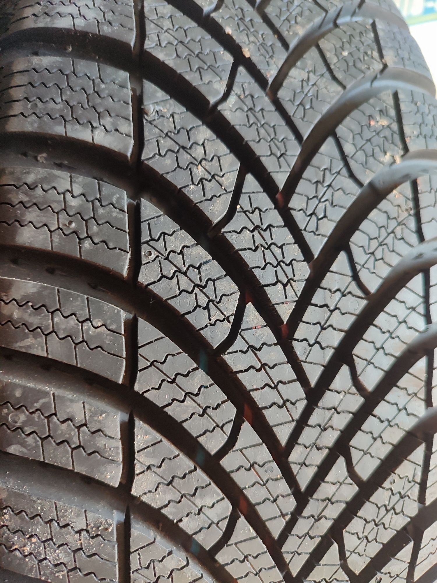 Шини semperit 205/60 r16 стан нових. 23-й рік