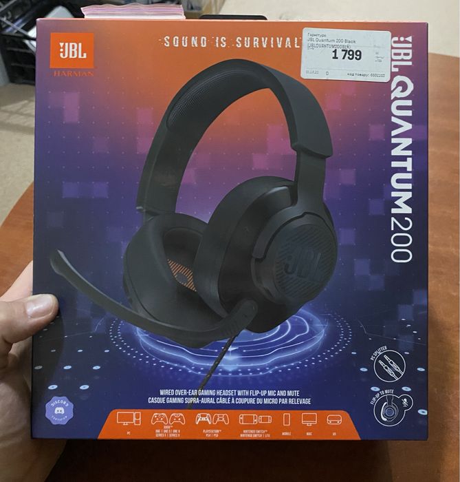 Гарнітура JBL Quantum 200 Black / нові ! D751