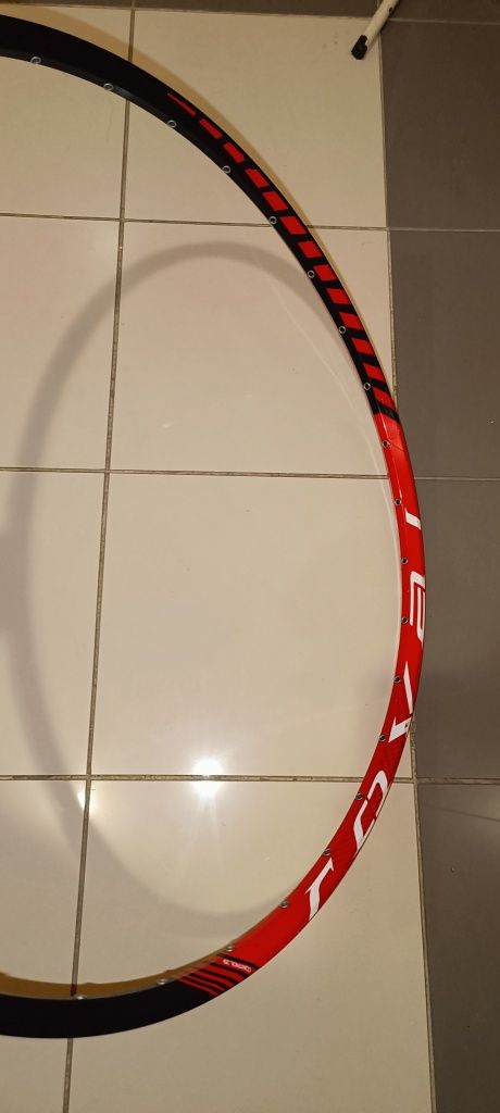 Aro ROVAL roda 29