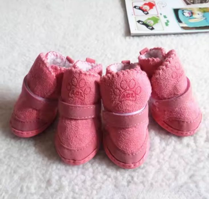 Взуття для тварин угги комбінезон шапка