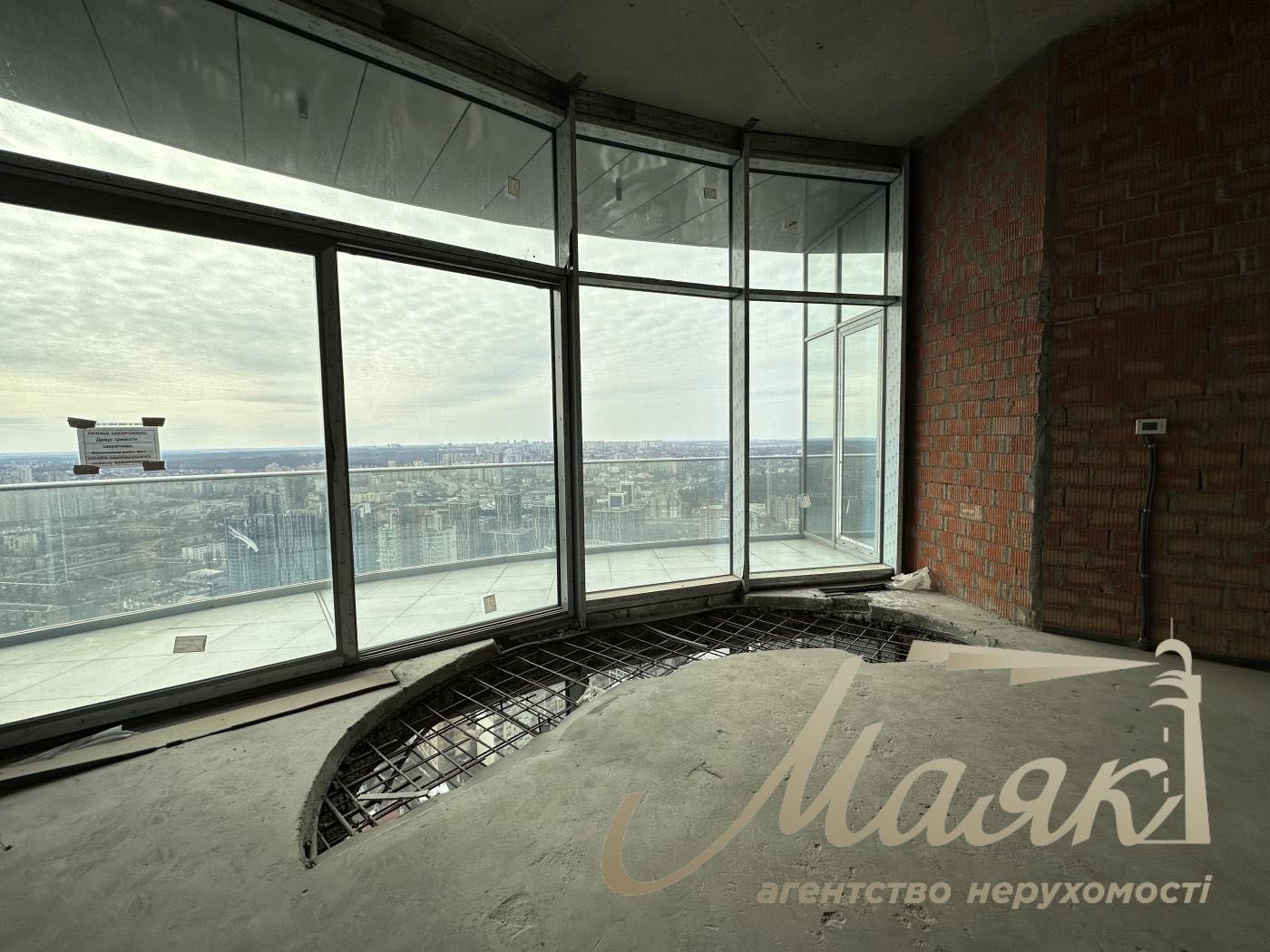 Продажа пентхауса с террасой ЖК Taryan Towers ул. Иоанна Павла II