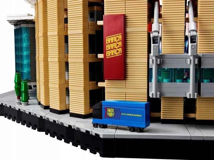 Конструктор LEGO Стадион Камп Ноу ФК Барселона 10284