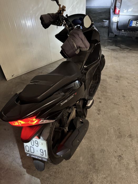 Moto PCX 2015 impecavel