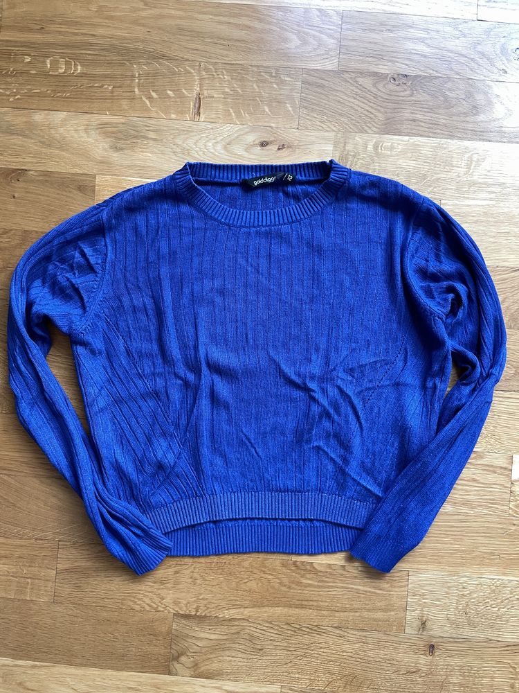 Kobaltowy sweter damski z wiskozy