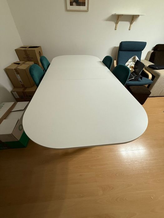 Mesa extensível 160-200  cm
Estrutura da mesa em painel de partículas