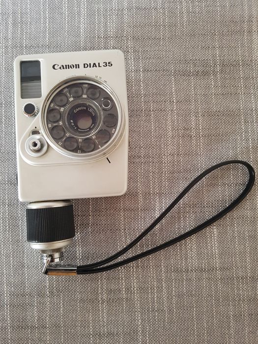 Canon Dial,  aparat analogowy.