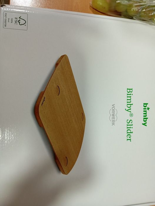 Vendo Bimby TM6 com acessórios. Oferta da Bimby líder.