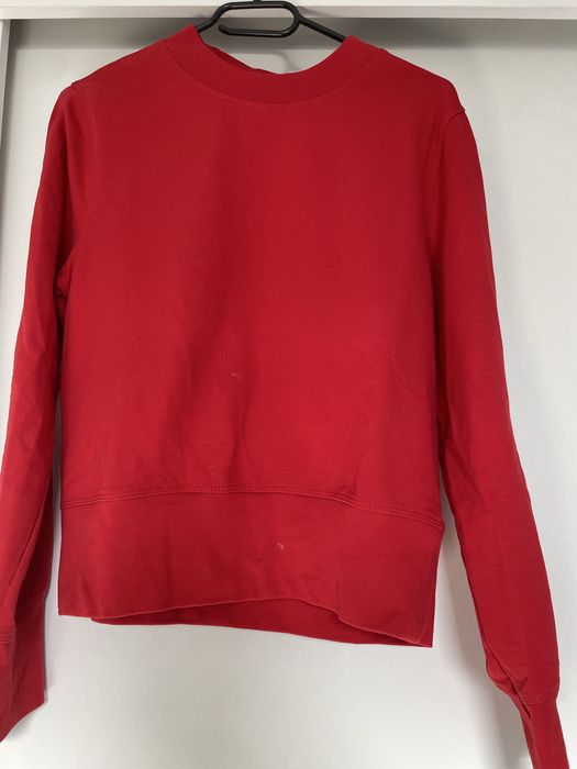 Bluza  damska  firmowa. .