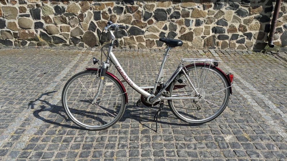 Продам велосипед на 28 колесах