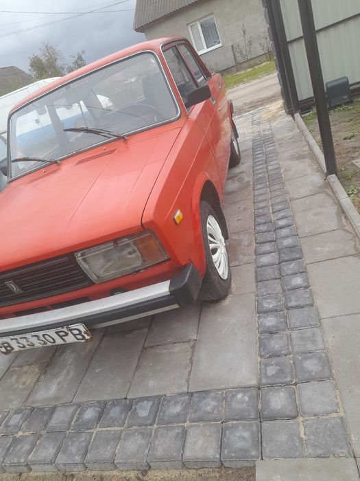 Продам ваз 2105 і 2104