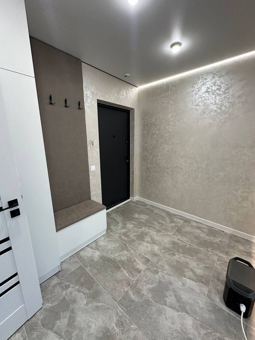 Продаж 1 км квартири з сучасним ремонтом