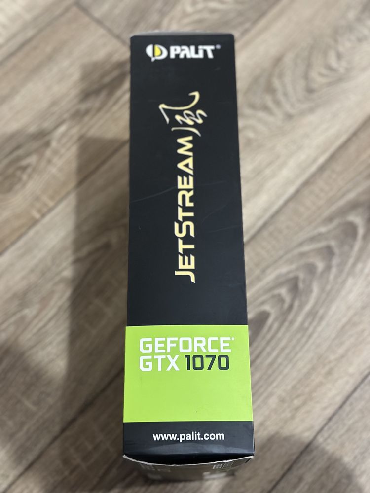 Geforce GT 1070 коробка
