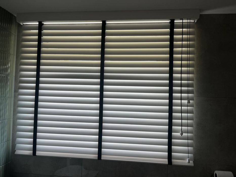 Żaluzja wew. Drewno-lipa