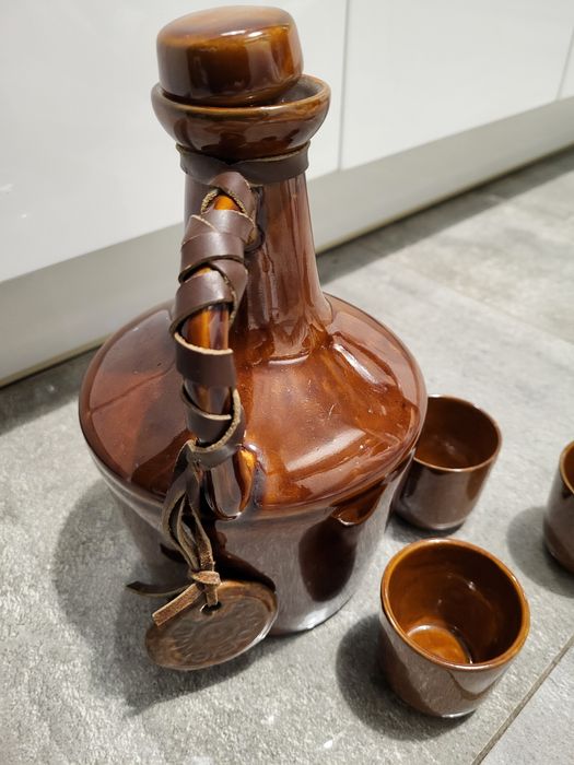 Ceramiczny dzbanek karafka bdb