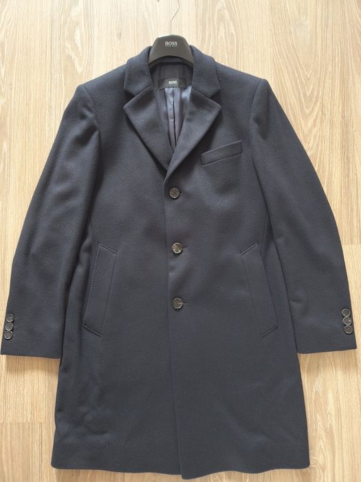 Hugo Boss пальто чоловіче, синього кольору , розмір 48 (М)