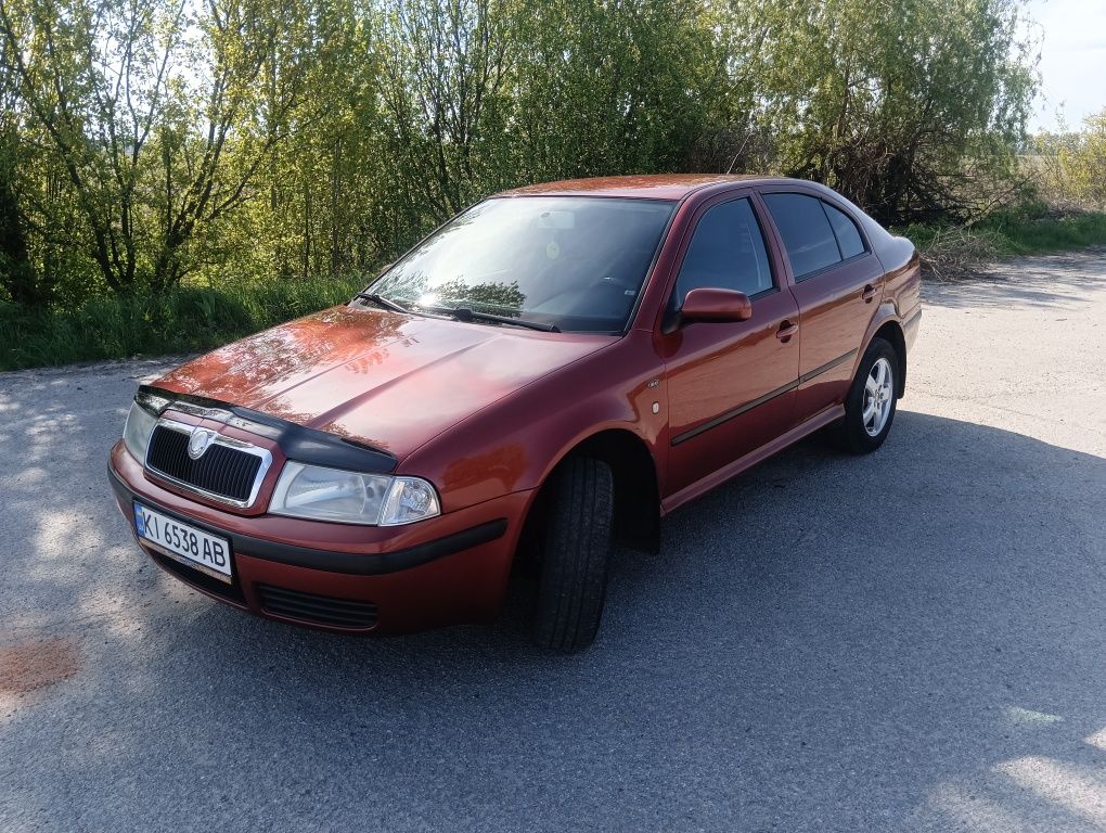 Skoda Octavia tour 1.6mpi 8v