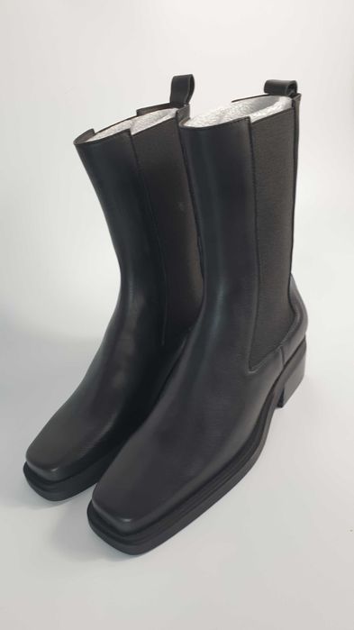 FRIDA by SCHOTT & BRINCK Botki Chelsea 'Adelene' w kolorze Czarny 39