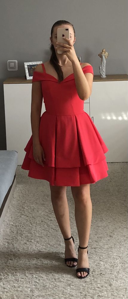Sukienka czerwona Lacoria
